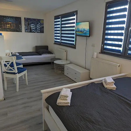 Lovely Studio With Free Parking On Premisis Asten Exterior photo