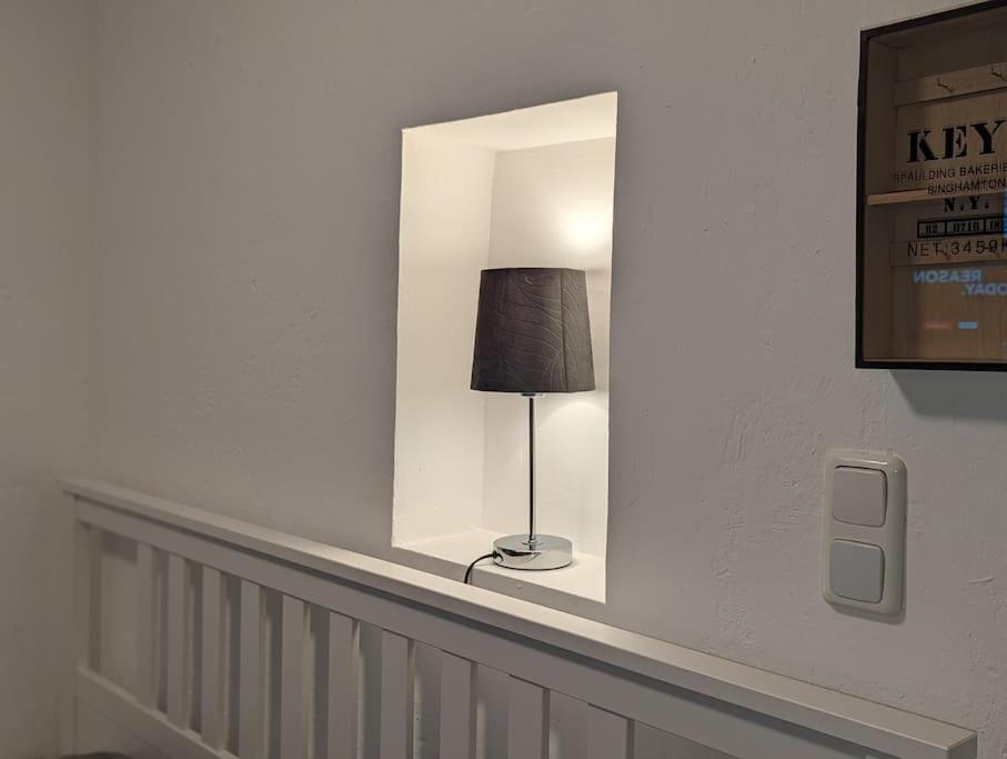 Apartment Lovely With Free Parking On Premisis