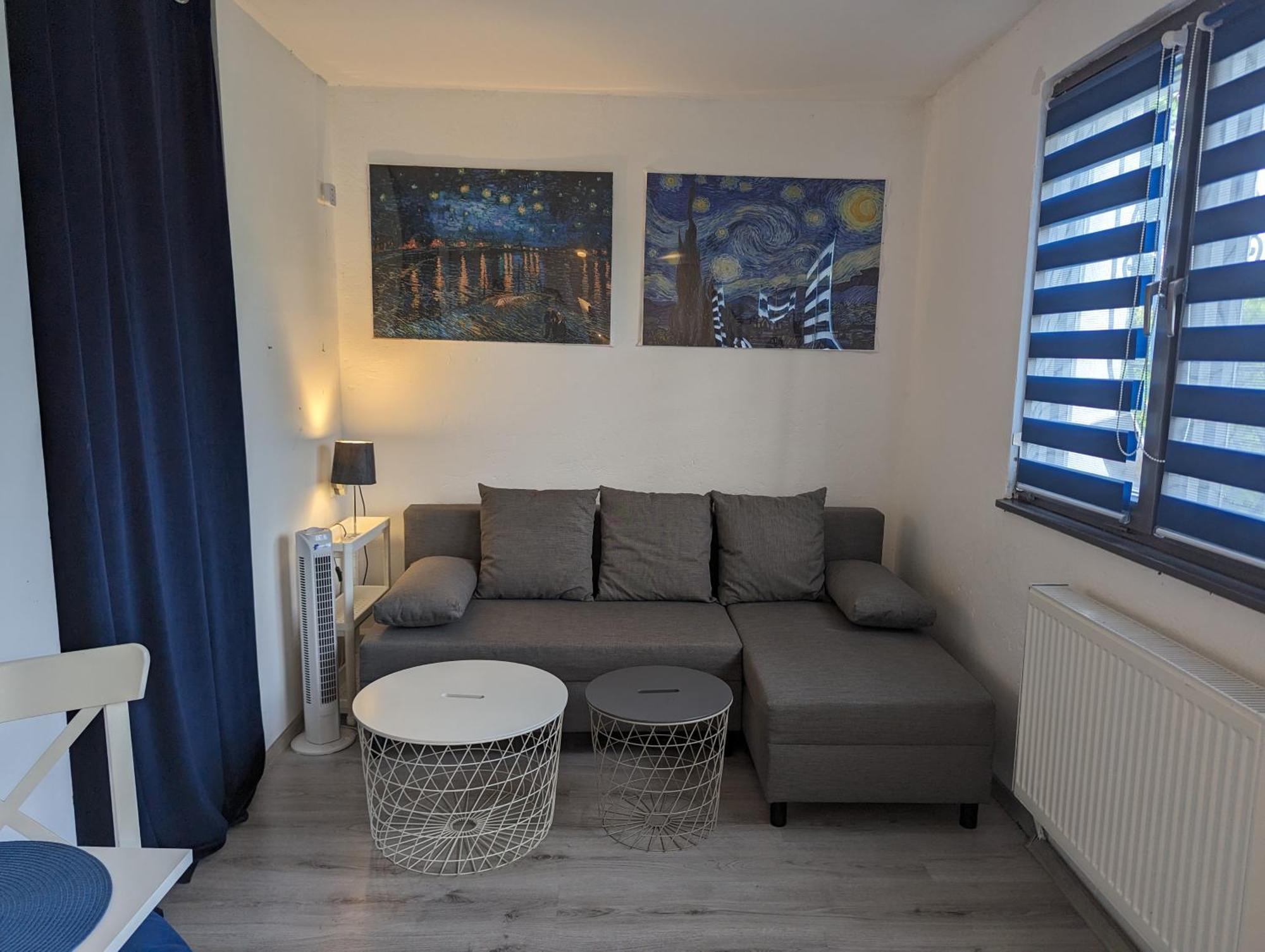 Apartment Lovely With Free Parking On Premisis