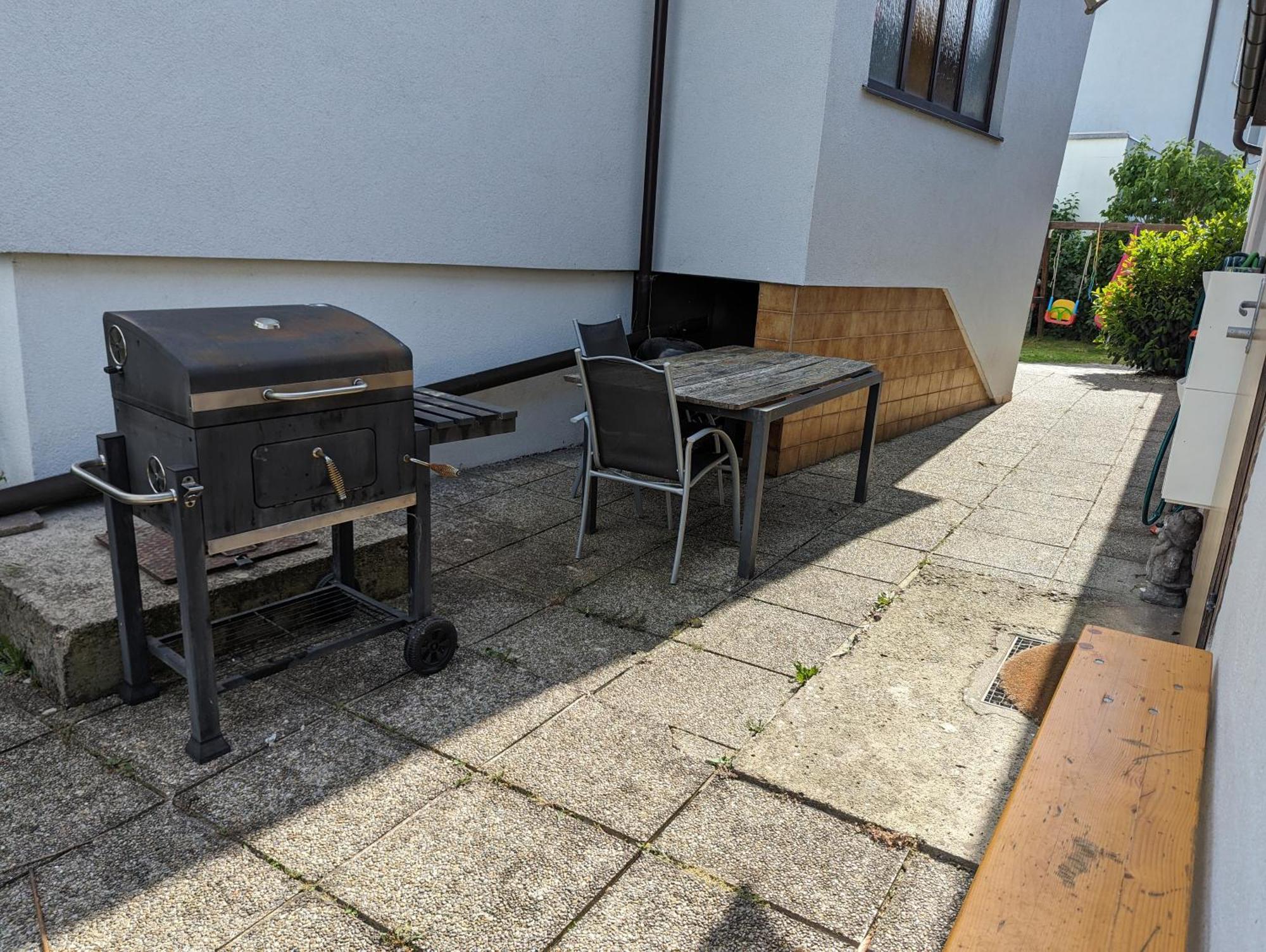 Apartment Lovely With Free Parking On Premisis *